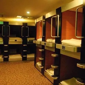 https://capsule-and-sauna-oriental-caters-to-men.alltokyohotels.com